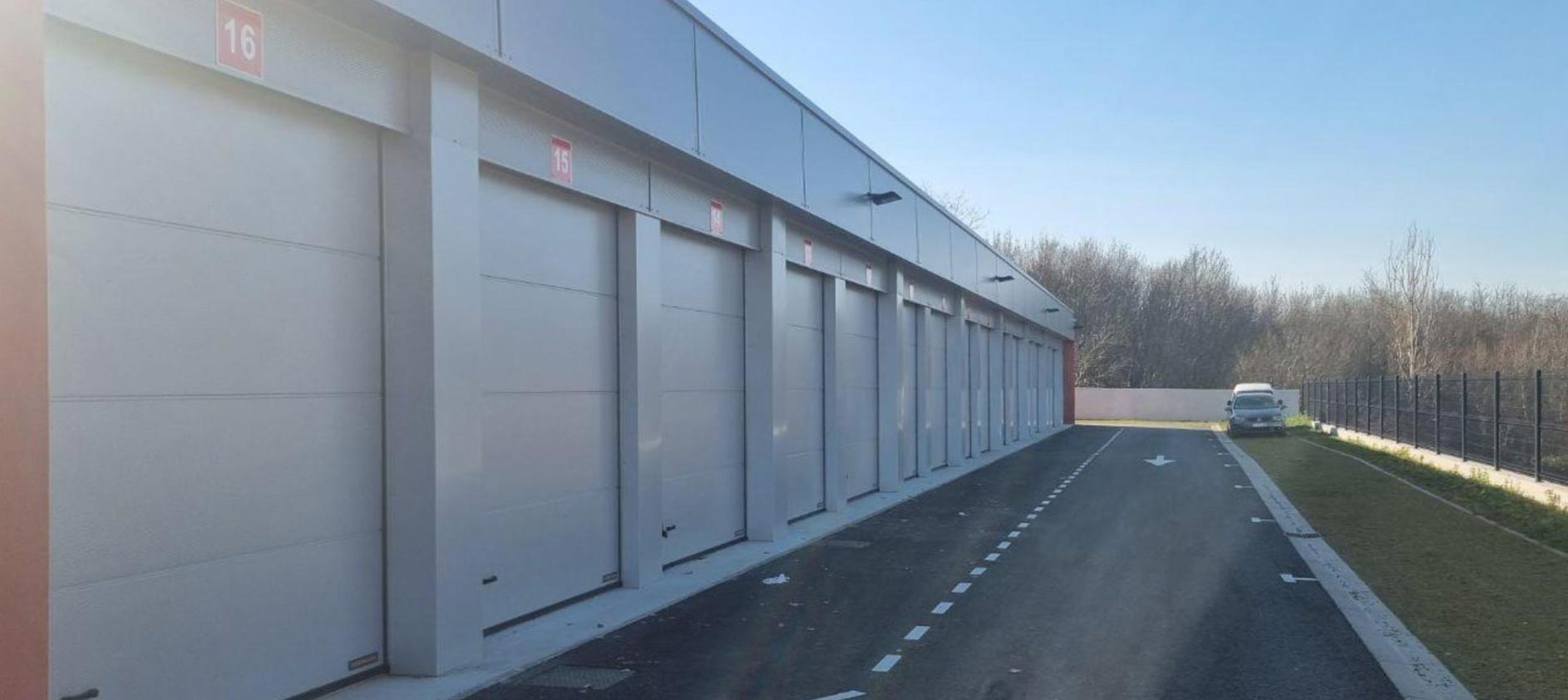 Bâtiment des 32 box