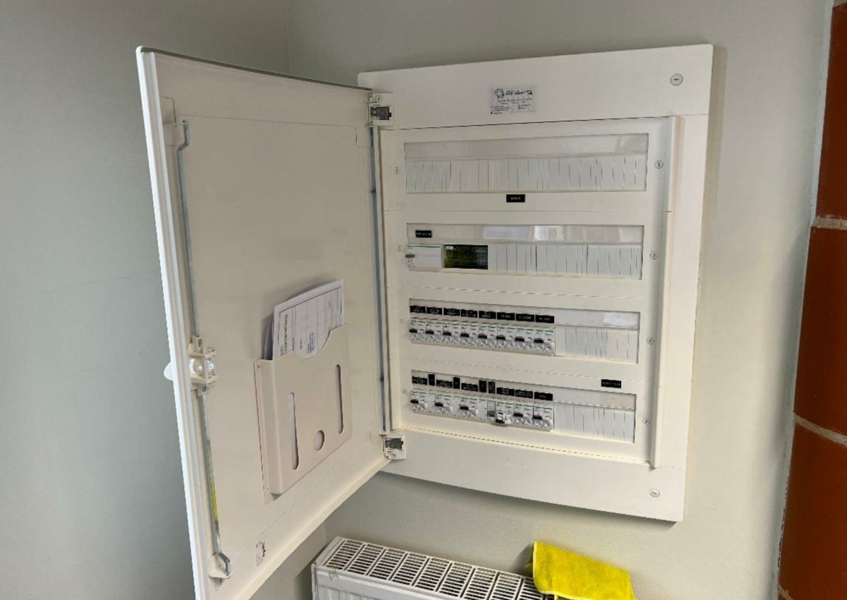 CCAS de Castelnau R+1 - Armoire de distribution