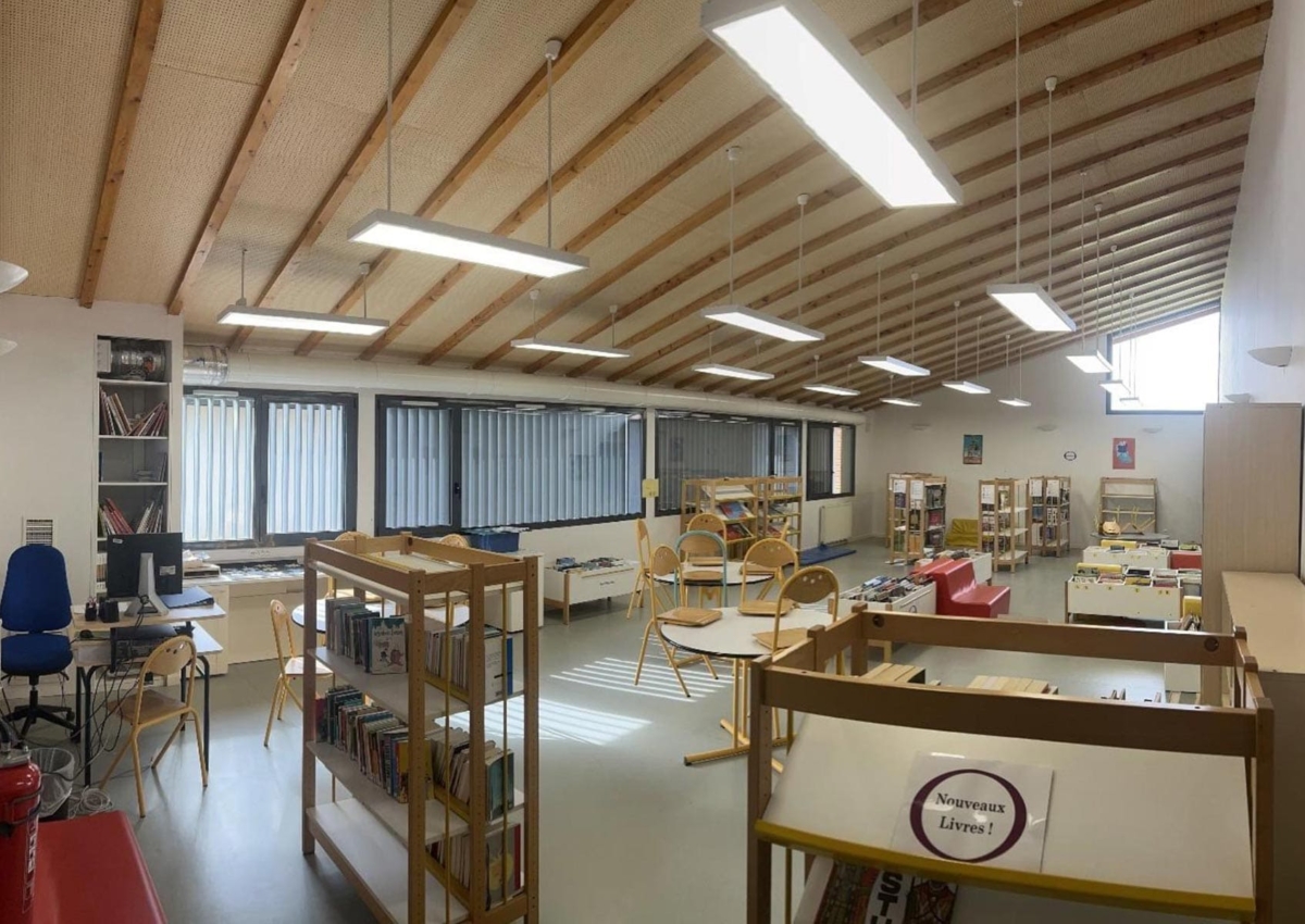 École élémentaire du centre - Luminaires LED suspendus